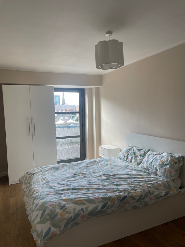 Room with En-suite in 2 Bed Flat Main Photo