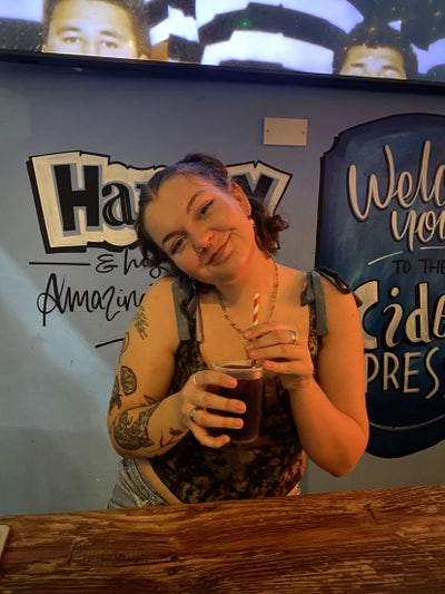 Young couple looking for somewhere to live Main Photo