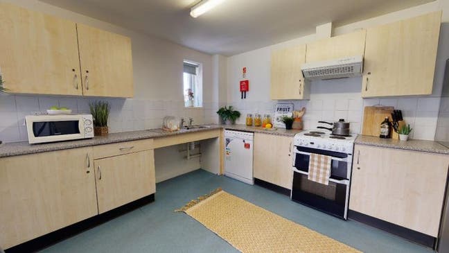 Student Accommodation – Ensuite Room Available  Main Photo