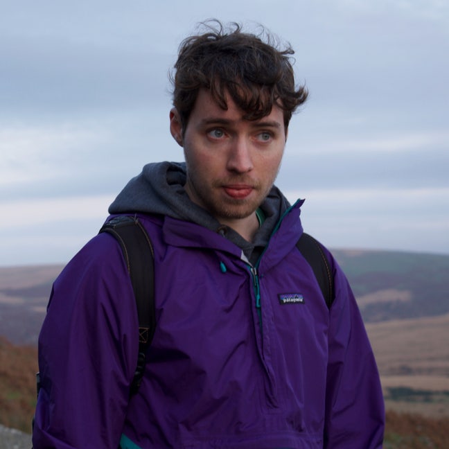 26 year old professional looking in Bath area Main Photo