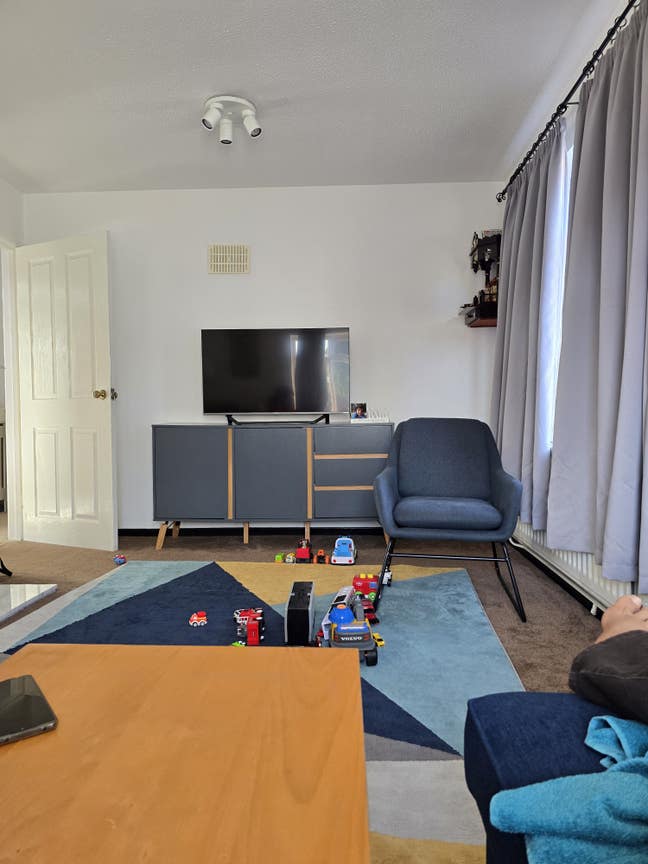 A really big, two-bedroom, link-detached house.  Main Photo