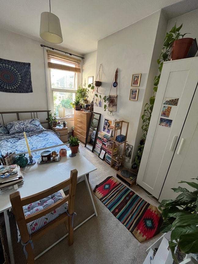 2 double rooms available in friendly house share! Main Photo