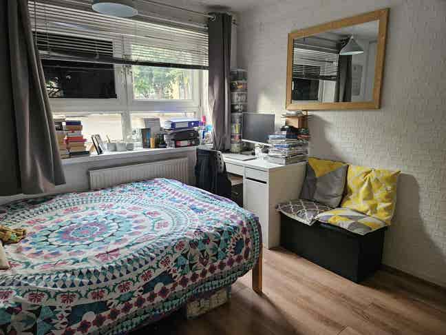 2 Double Bedrooms in 4-bed Flatshare in Stratford Main Photo