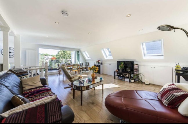 Double Room with Ensuite available, Ealing Main Photo