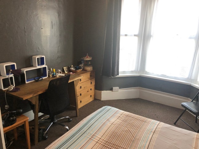 Double Room All bills inc  Main Photo
