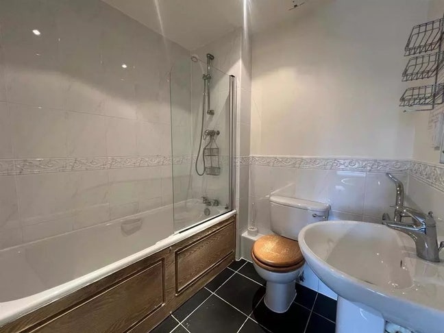 1 Bed Flat Available in Coventry City Center Main Photo