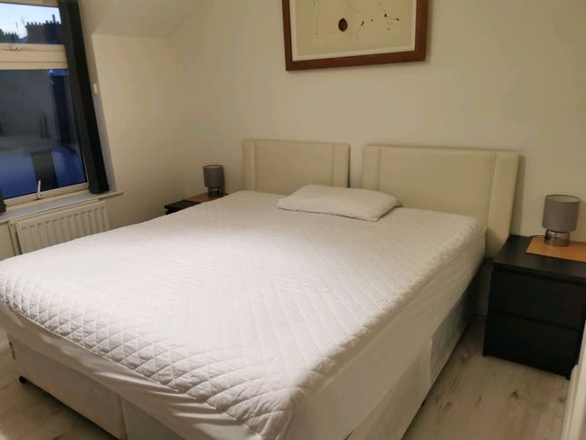 Spacious Double Room Available  Main Photo