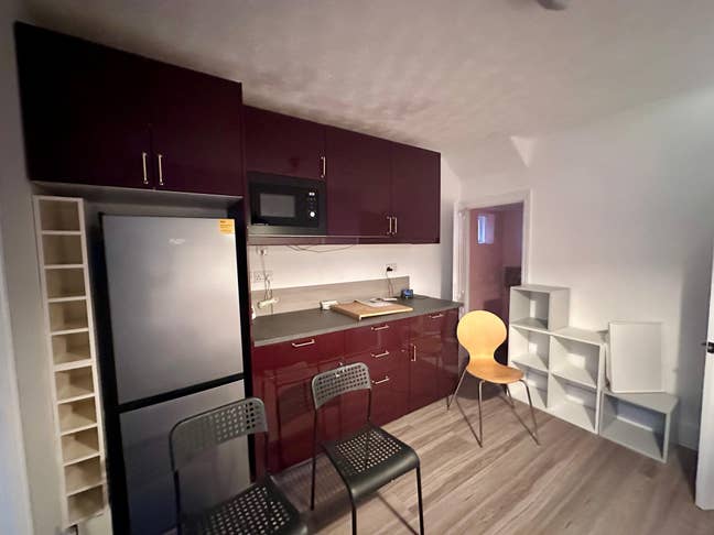 Rooms for Rent – Refurbished House in Woking Main Photo