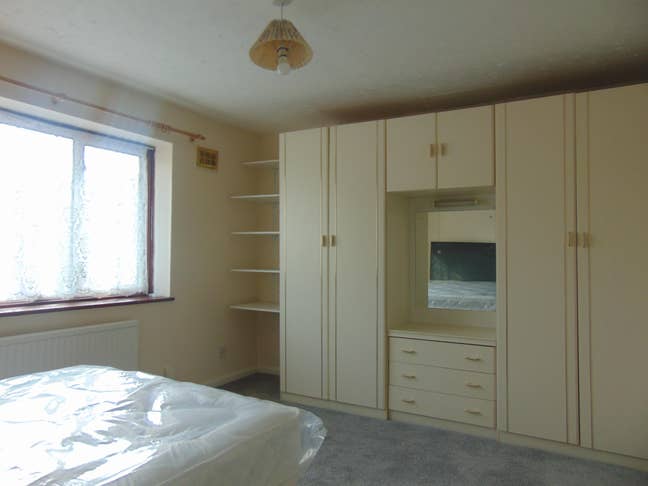 Double Room in Town Centre! Main Photo