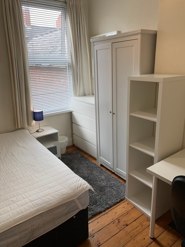 Double Room in Upper Ormeau for Young Professional Main Photo