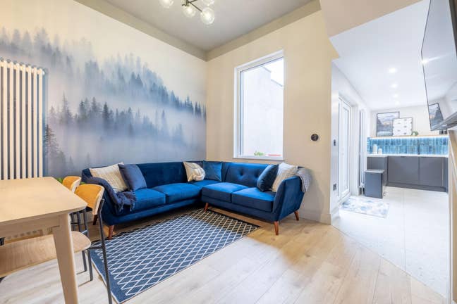 Brand New HMO in BT5 - 2 En-Suite Rooms Available! Main Photo
