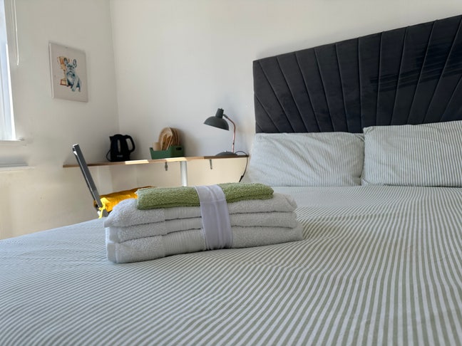 En suite bedroom near UWE Main Photo