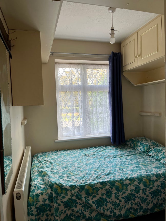 2 rooms available for rent near cedar way  Main Photo