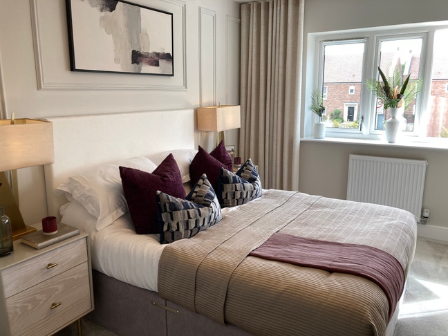 Double Room with ensuite in house Main Photo