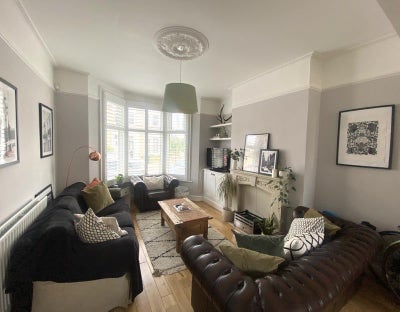 Lovely Double Room in Large House - Clapham Main Photo