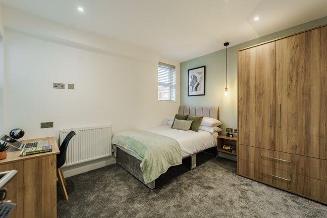 Splendid New Property in PE2 - Aldermans Drive ✨ Main Photo