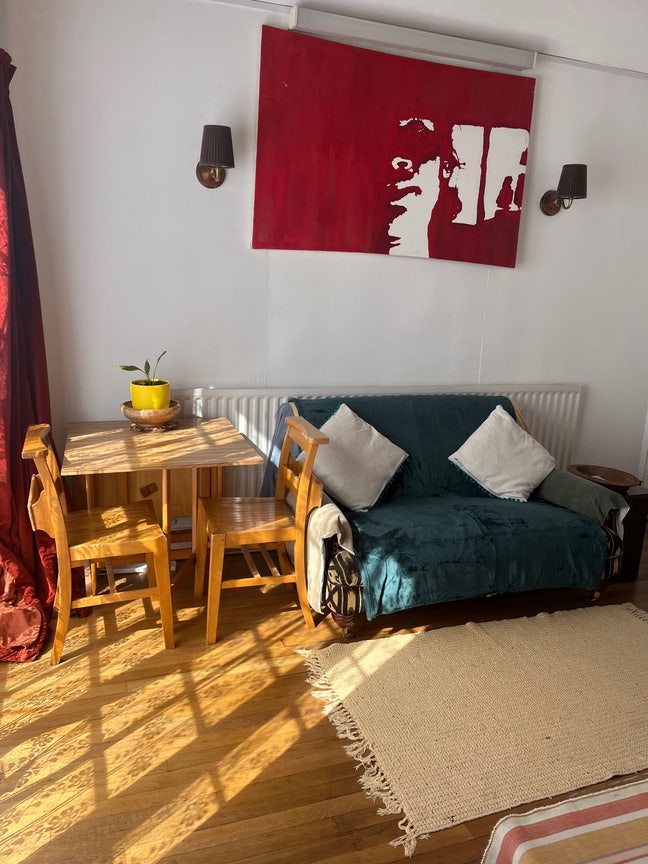 Furnished Self Contained Annexe near Hospital  Main Photo