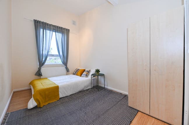 XL DBL Room |Berkeley Walk N7 | Available Main Photo