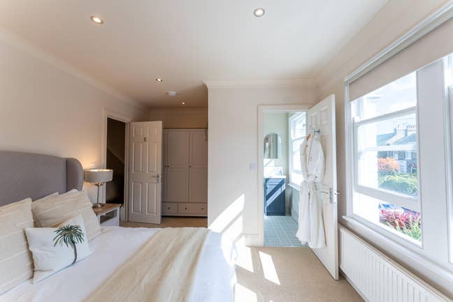 Brand New | Six En-Suite Rooms off Victoria Road  Main Photo