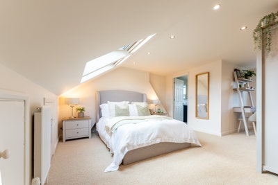 Brand New | En-Suite Room 2 off Victoria Road  Main Photo