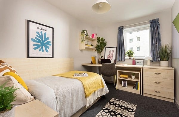 Room in Grand Central - Liverpool city centre  Main Photo