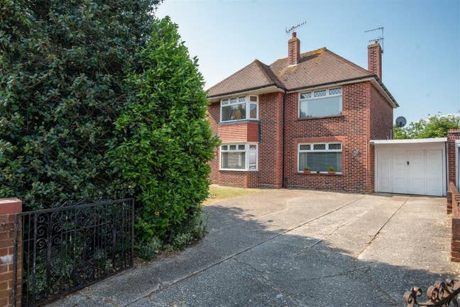 Whole House Serviced –great for NHS Staff/families Main Photo