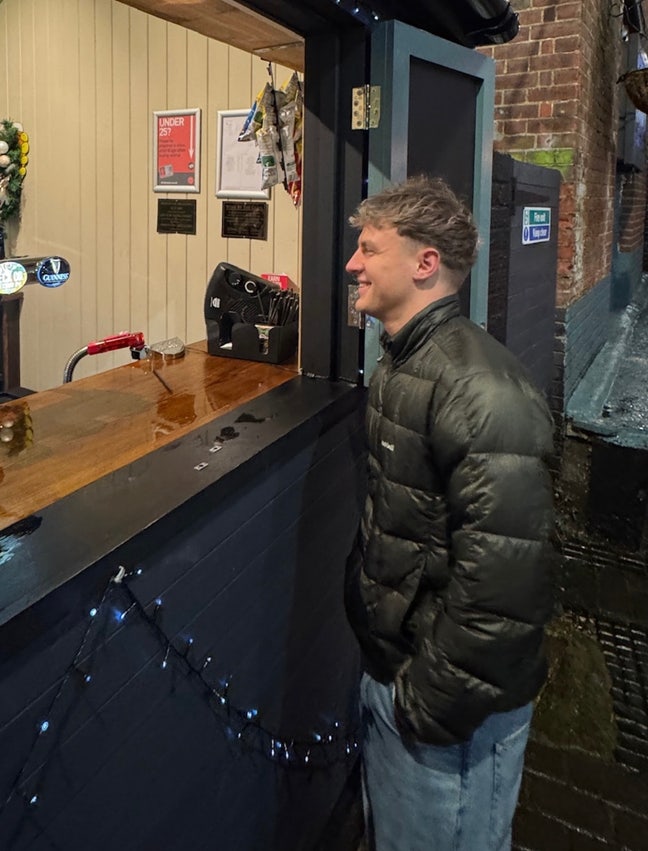 LOOKING FOR A BUDDY UP IN CENTRAL MANCHESTER :) Main Photo