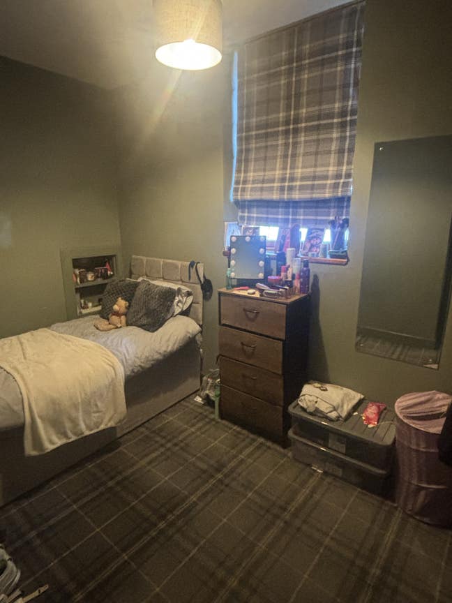 Room to rent on Corstorphine Road Main Photo