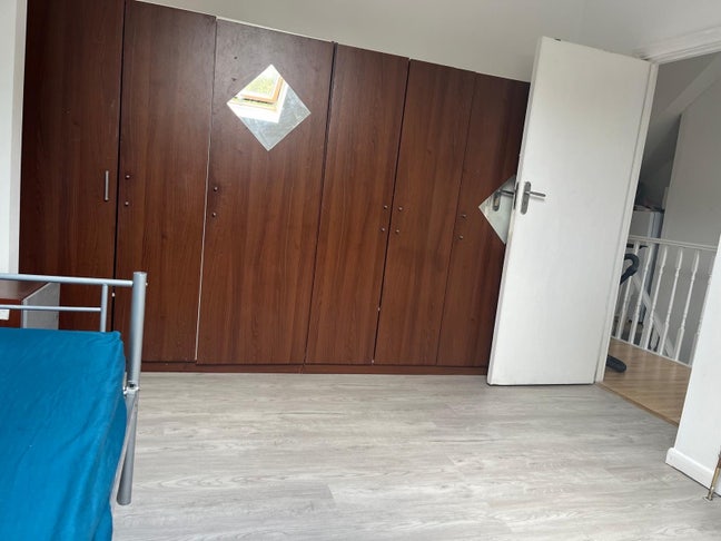 Double room in Wembley park. Main Photo