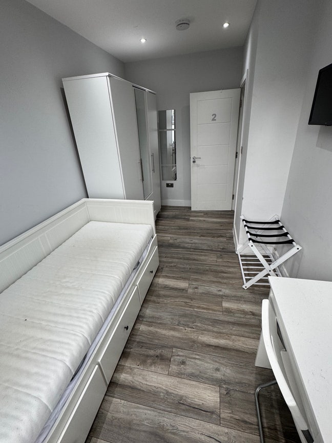 Single room available close to Elephant & Castle Main Photo