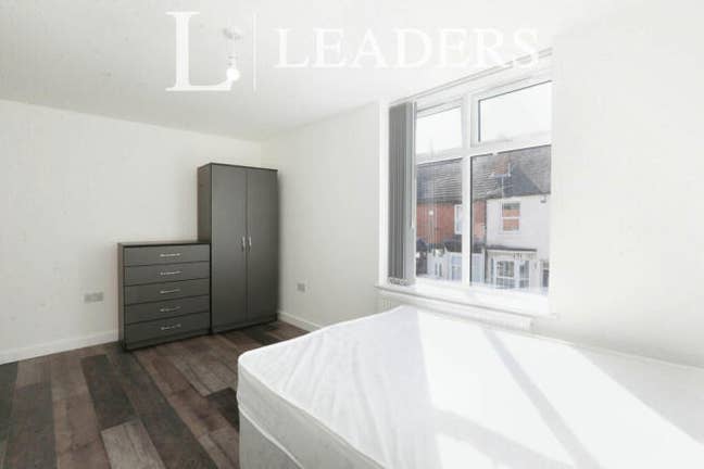 Dartmouth Street St6; Main Photo