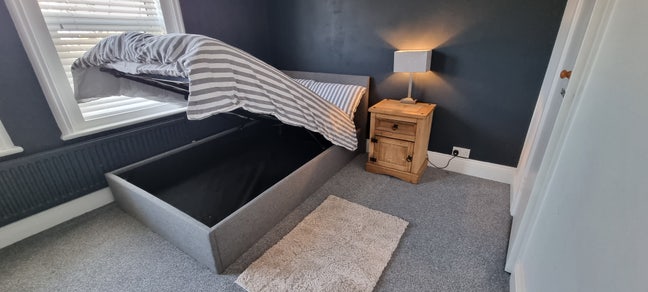 Very large double in shared property Main Photo