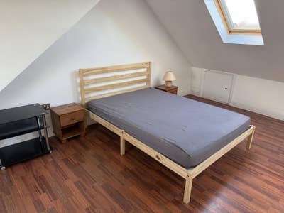 Room for rent  Main Photo