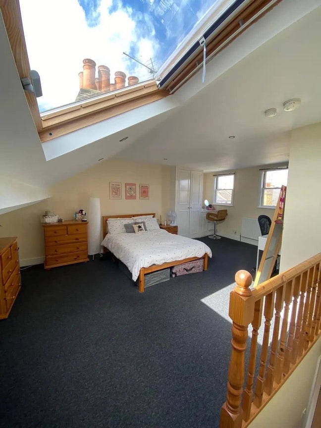 Double En-Suite Room Clapham North Main Photo