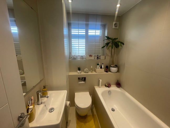 Beautifull room for rent Main Photo