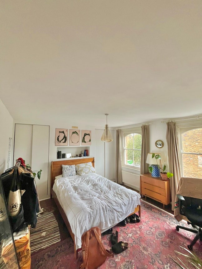 Beautiful double room in a 3-bed in Kennington Main Photo