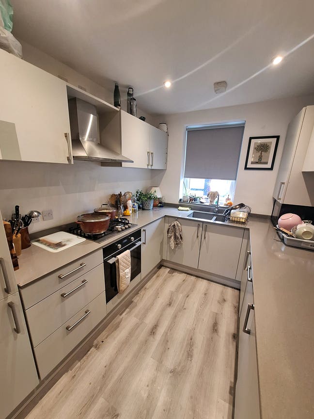 Modern 2 bed house available November  Main Photo