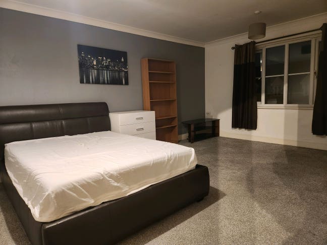 Beautiful Apartment in Gravesend  Main Photo