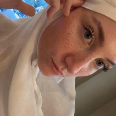 Student Female seeks a single or double room Main Photo