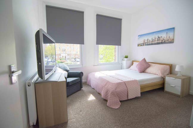 Master Double, Nine Elms, 1st Sept, Couples OK Main Photo
