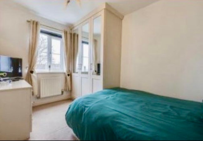 Lovely Double all bills nice area Main Photo