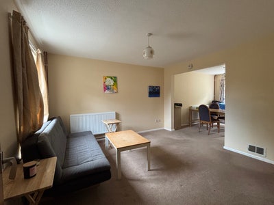 Looking for a Third Housemate: warm and cozy house Main Photo