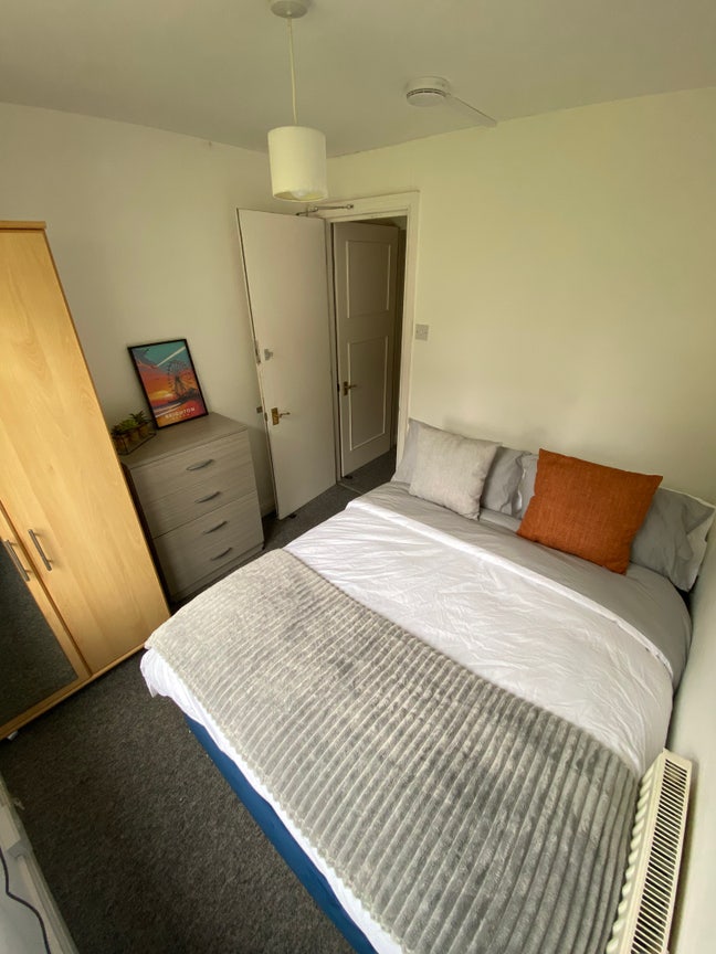 City Room – £200 Off + Bills Incl Main Photo