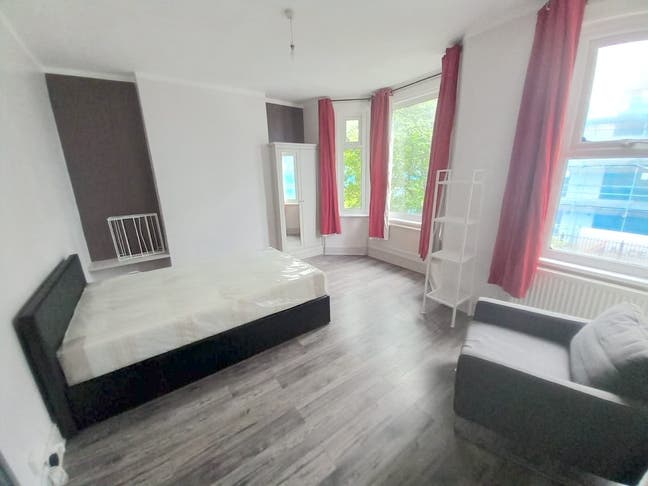 Ensuite & Doubles | Canary Wharf/Surrey Quays Main Photo