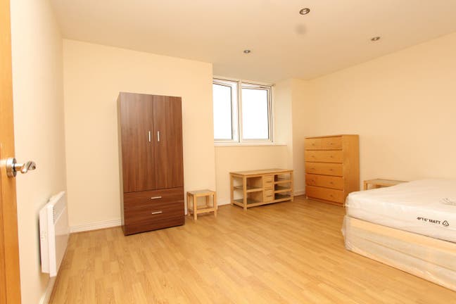 2x Double Rooms – Zone 2 near Stratford Main Photo