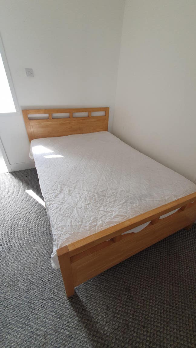 Room in Shared Professional House, Lipson Avenue Main Photo
