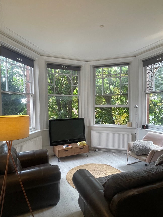 Double Room in beautiful large flat in Highgate  Main Photo