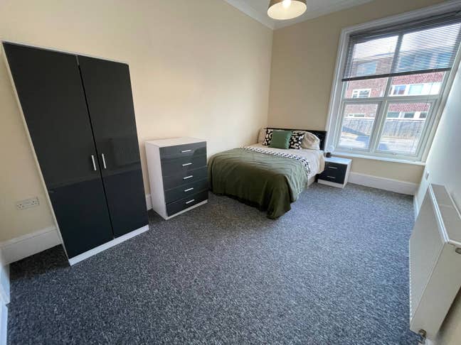 😍 Heart of Southsea • Huge Rooms (17Acr) Main Photo