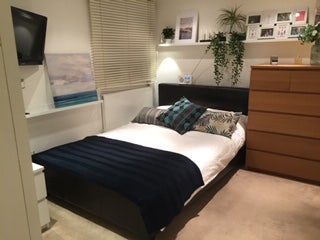 Large en-suite double, all bills included 1175+ Main Photo