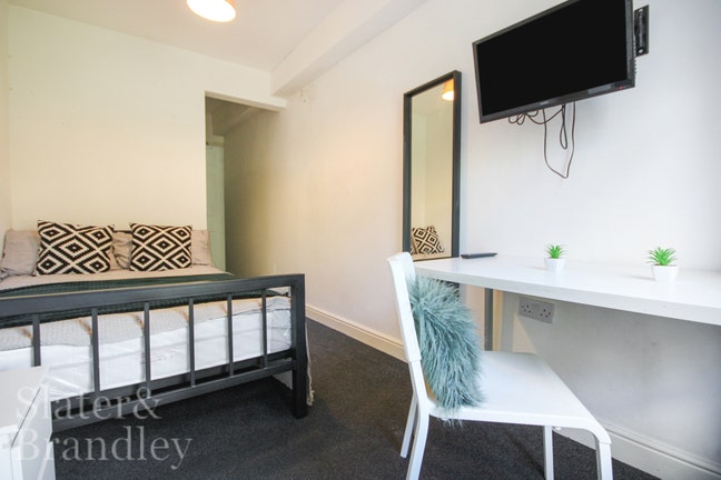 **Fully Furnished** Main Photo